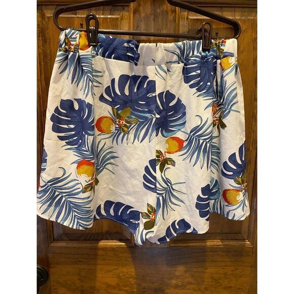 SHEIN Womens Shorts Plus Size XL Silk Like Feel Loose Comfy Hawaiian Print - Picture 11 of 11